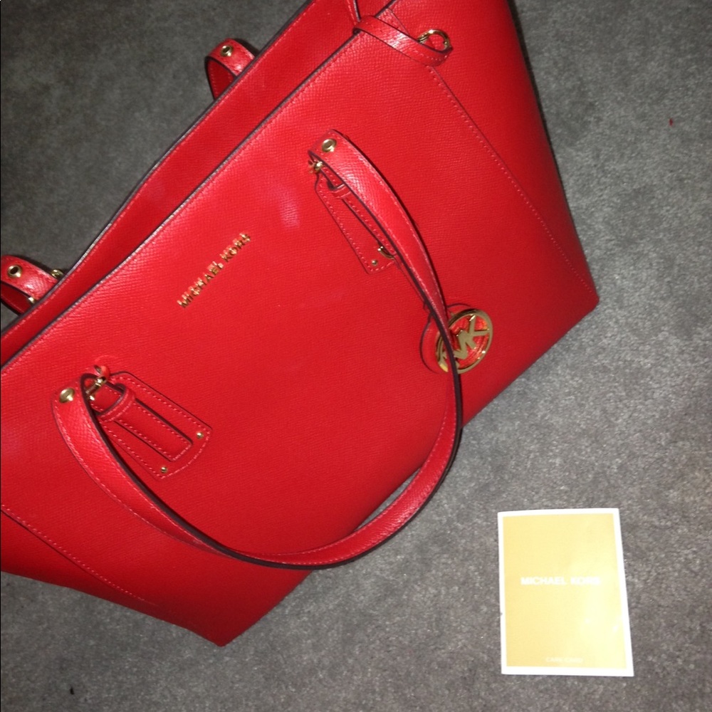 Michael Kors purse